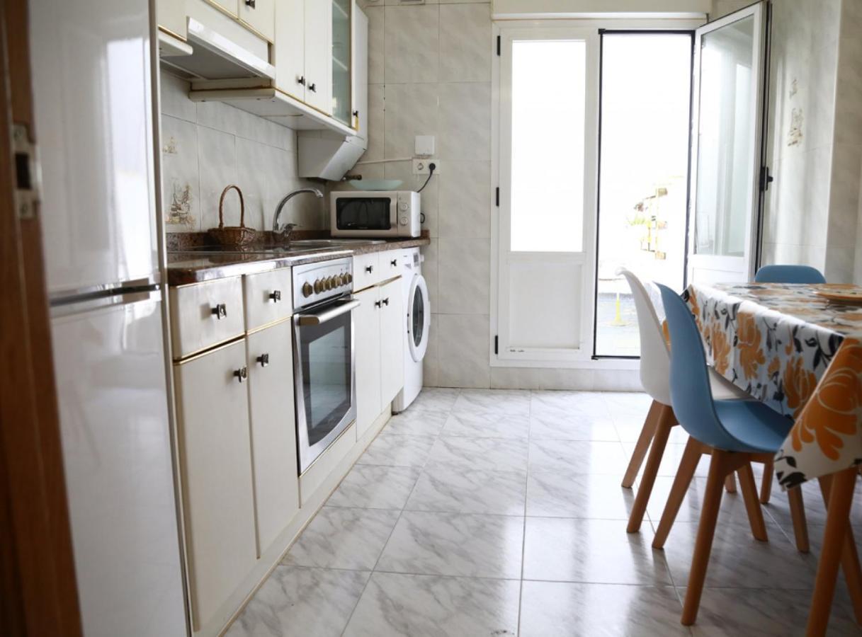 ビルバオCalida Vivienda Turistica Centrica Junto Al Funicular Y Metroアパートメント エクステリア 写真