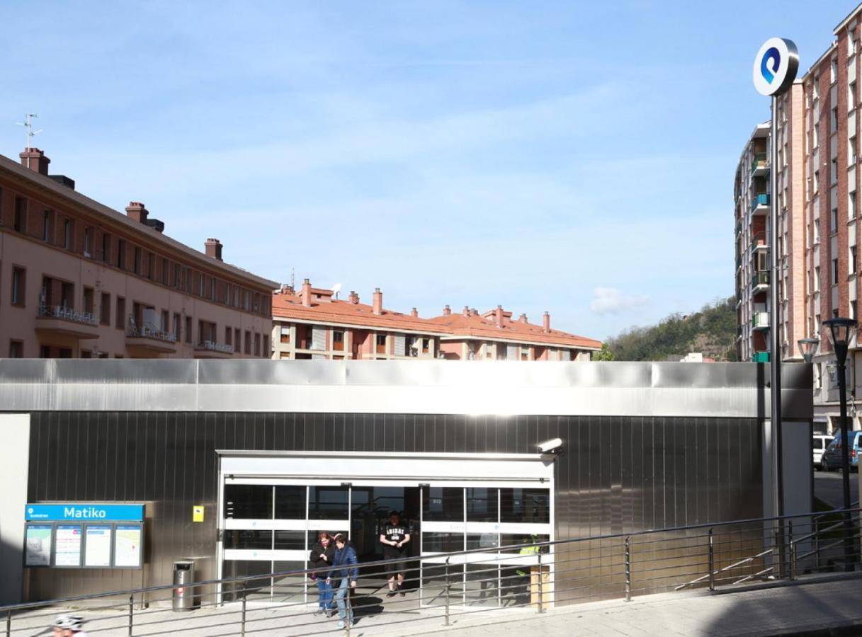 ビルバオCalida Vivienda Turistica Centrica Junto Al Funicular Y Metroアパートメント エクステリア 写真
